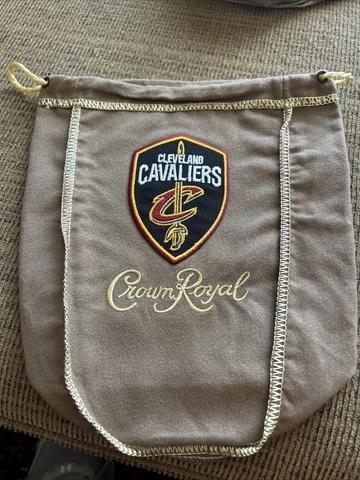 NBA  Cleveland Cavaliers Tribute Bag CROWN ROYAL BAG 1 Liter Cover