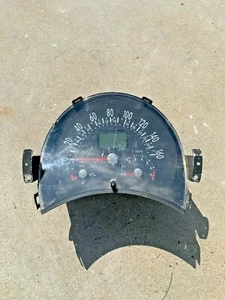 Speedometer Instrument Cluster Dash Panel Gauges 99 Beetle Used  IC091995F - Picture 1 of 2