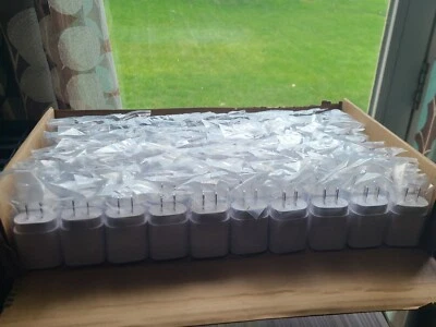 Adaptadores de pared de carga súper rápida USB-C 100x 25 W tipo cargador PD al por mayor Foto 1 de 3