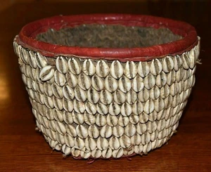 Antigua cesta de hierba tejida de la tribu Hausa africana yoruba cawrie Nigeria - Imagen 1 de 8
