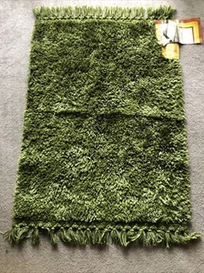 Vintage Deadstock Charm Tred Collection Moss Green Shag Rug Dacron 34x54 NEW MCM - Picture 1 of 13