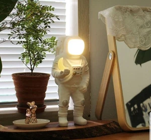 Astronaut Night Light for Kids – USB LED Touch Mood Lamp Bedroom Decor Gift - Picture 1 of 8
