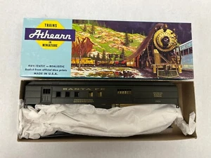Athearn 1841 HO Kit Standard Railway Post Office Santa Fe #1829 - Picture 1 of 2