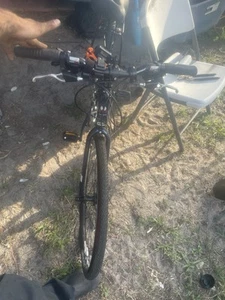 Bicycle - Picture 1 of 11