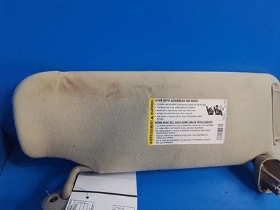 Parasol izquierdo para conductor Chevy Suburban 1500 2005 iluminado para 04-05 AVALANCHE  Foto 1 de 4