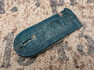 RELIQUIA EXCAVADA EN TIERRA TABLERO DE HOMBRO ALEMÁN ORIGINAL DE LA SEGUNDA GUERRA MUNDIAL de KURLAND - Imagen 1 de 3