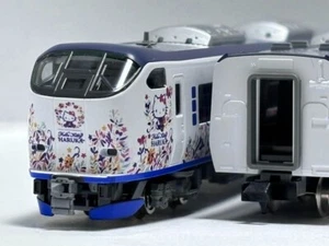 TOMIX N-Gauge 98674 Hello Kitty Haruka BUTTERFIY JR 281 Limited Express Train - Picture 1 of 7