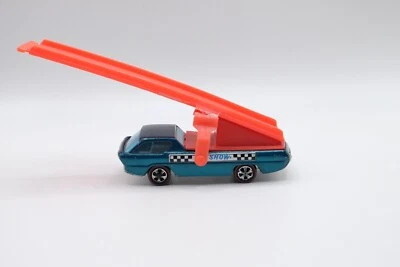 Original Hot Wheels Redline Sky Show Deora HK Aqua con interior blanco - rampa original Foto 1 de 4