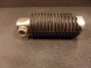 1990 90 HARLEY DAVIDSON 883 GENUINE HARLEY FOOTPEG FOOT PEG [D]  - Picture 1 of 12