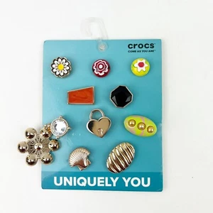 NWT CROCS Jibbitz Uniquely You Trendy 10 Pack Flower Hear Shell Metal - Picture 1 of 2