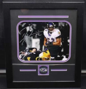 Ray Lewis  Framed Signed Photo Baltimore Ravens Auto Autograph JSA D12776 - Picture 1 of 4