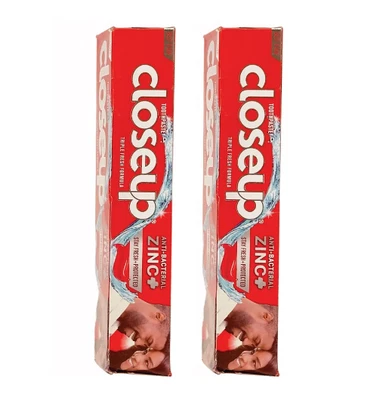 Closeup Toothpaste Everfresh 130g Triple Fresh Formula Cleans Protect Pack of 2