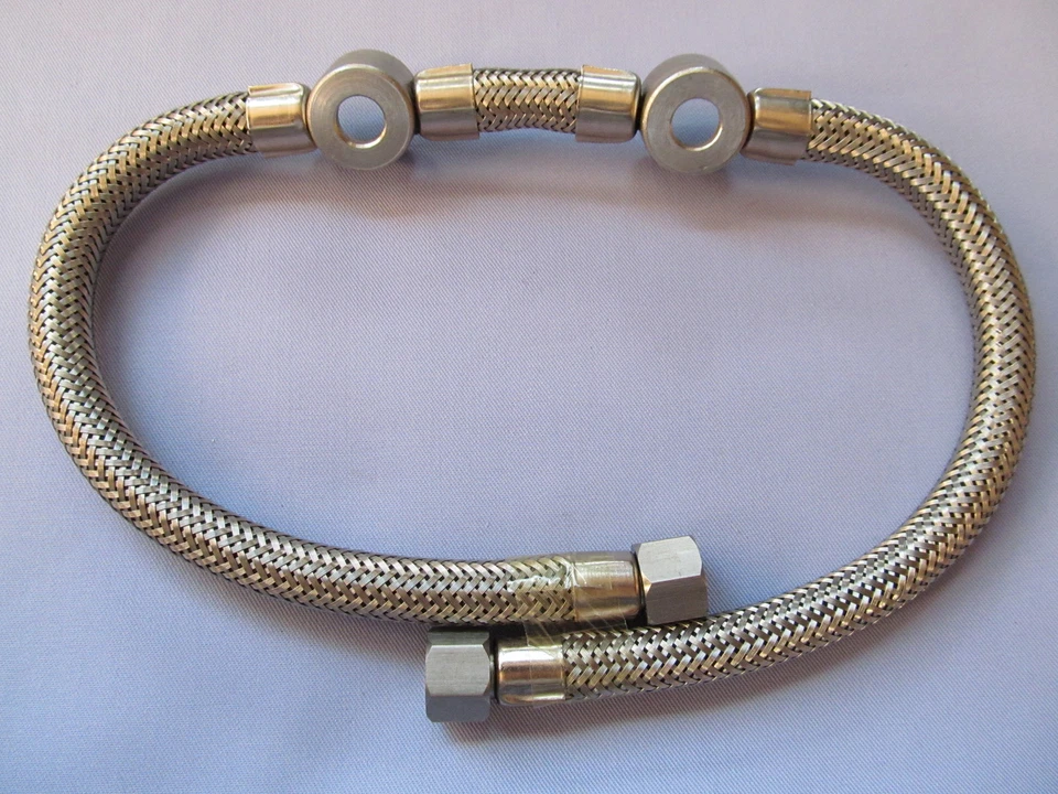 06-5192S NORTON COMMANDO TWO TAP TWIN CARBURETTOR FUEL LINE HOSE STAINLESS STEEL - Image 1 of 1