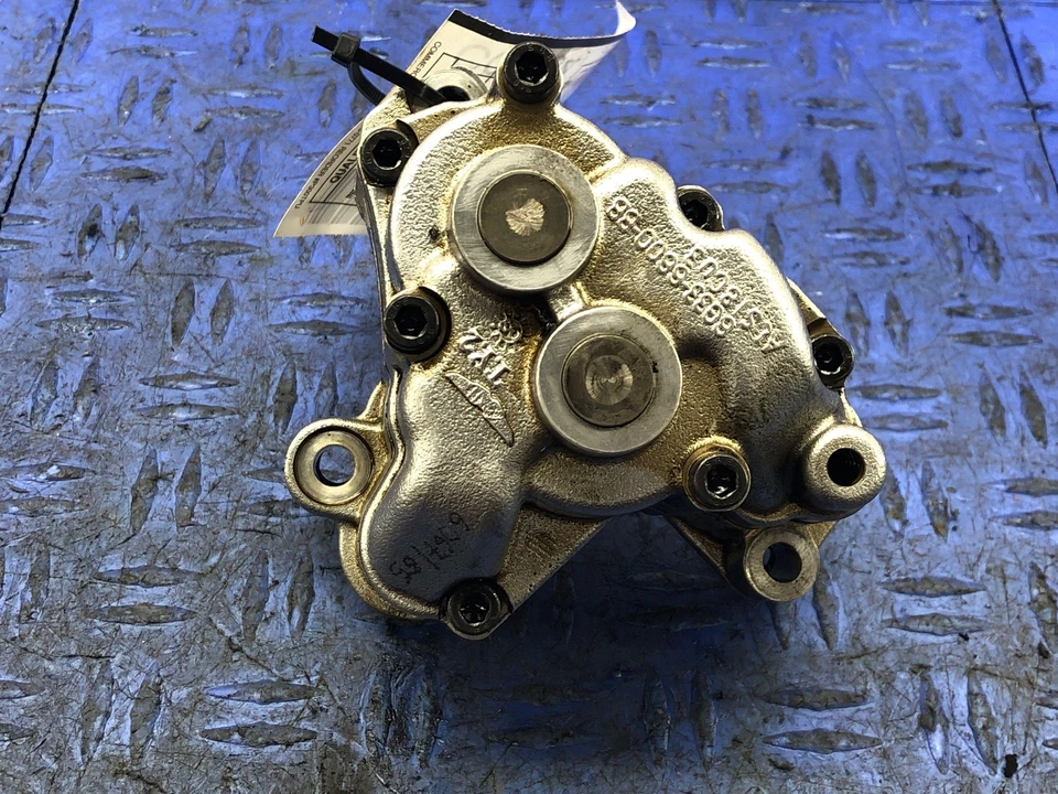 Aston Martin Vantage V8 2006-2018 motor 4,3 L bomba de eliminación de aceite seco 6G33-6600-BB Foto 1 de 4