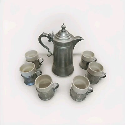 Cafetera/tetera de peltre Wilton Armetale RWP de colección y 6 tazas con inserto de cerámica Foto 1 de 4