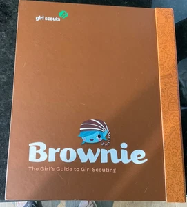 Girl Scout Brownie A Girls Guide To Scouting Binder Book Handbook Brown Read - Picture 1 of 7