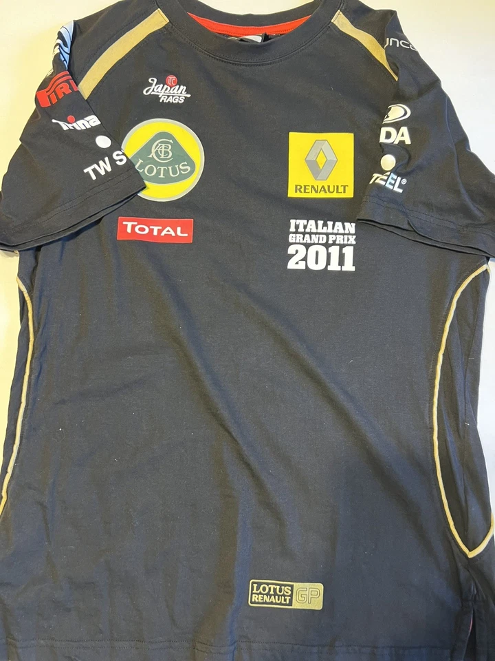 Lotus Renault GP F1 Racing Team 2011 Season T-shirt Black Mens Medium #15 - Image 1 of 3