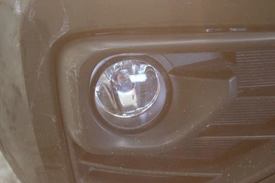 Luz antiniebla de esquina/estacionamiento compatible con 12-21 NV 3500 3016821 Foto 1 de 4