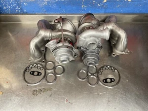 49131-07025 49131-07006 BMW 335i E92 N54 Paar Turbolader mit Montagesatz - Bild 1 von 2
