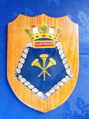 VINTAGE HMS ILLUSTRIOUS SHIP CREST PLAQUE HAND MADE/PAINTED REDUCING COLLECTION - Image 1 of 2