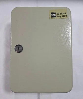 Store House 48 Hook Locking Key Box Item 03271 - Image 1 of 4