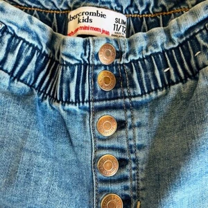 Girls Abercrombie pants!! - Picture 1 of 9