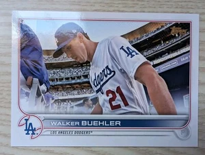 2022 TOPPS SERIES 2 #438 WALKER BUEHLER SP PHOTO VARIATION LA DODGERS - Picture 1 of 8