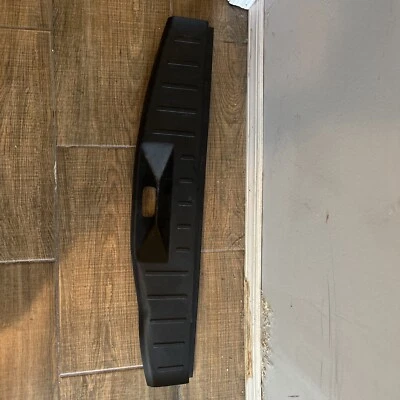 Placa de arranhão 2010 - 2017 Chevrolet Equinox GMC terrain soleira do porta-malas 20987194 - Imagem 1 de 3