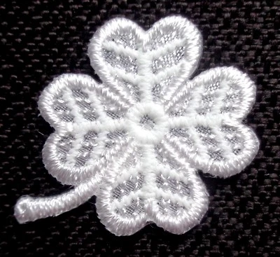 SHAMROCK WHITE IRON ON PATCH   1-1/8" x 7/8"  - Image 1 of 2