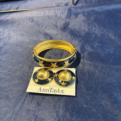 Conjunto de pulsera y pendientes de clip Ann Taylor Star - ¡Nuevo! Foto 1 de 4