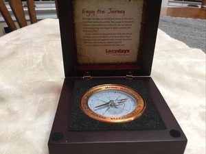 LAZY DAYS RV 2,5" Messing Kompass in Qualität Holz Andenken Box - Bild 1 von 8