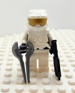 NEW White Halo Spartan Master Chief Commando made w/ real LEGO® Minifigure - Picture 1 of 5