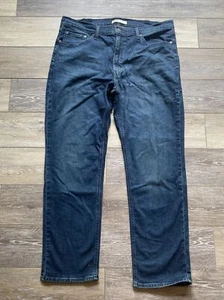 Levis Strauss Signature Athletic Jeans Mens 38 x 32 Medium Dark Denim Wash Pants - Picture 1 of 12