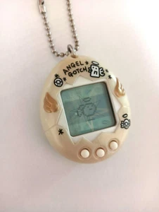 Bandai Tamagotchi Tenshitchi Angelgotchi Angel 1997 Pearl white VirtualPet - Picture 1 of 9
