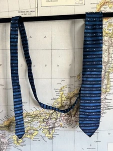 50er/60er Jahre schmale Krawatte. 51.5x2.25 - Bild 1 von 4