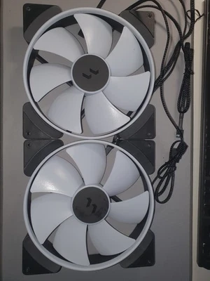 Fractal Design Prisma AL-18 PWM 180 mm Addressable RGB LED LLS Bearing Computer - Image 1 of 3