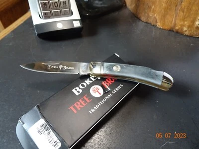 BOKER 110815 3 3/4" CARPETA DE BLOQUEO CERRADA HOJA D2 GRIS MANGO HUESO LISO Foto 1 de 4