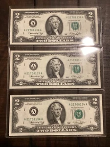 CONSECUTIVE UNCIRCULATED $2 SERIES 1976 - Picture 1 of 2