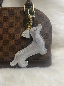 Dog Keychain Bag Charm Crystal Bling Silver Tassel New Handmade Gift - Picture 1 of 3