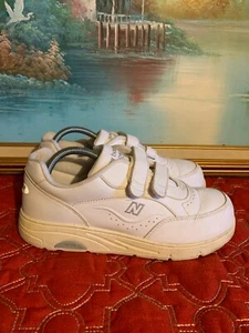 New Balance 811 Shoes Womens 9.5D Walking Sneakers White Leather Lace Up WW811VW - Picture 1 of 13