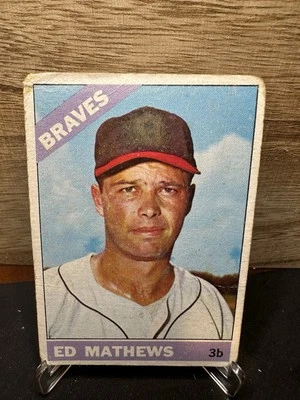 1966 Topps #200 Ed Eddie Mathews 3B Braves HOF 512 Hrs 96WAR 2315Hit 2xWSC 12xAS - Image 1 of 2