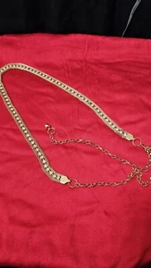 Colgante de cadena larga cinturón de malla tono dorado vintage de diamantes de imitación 46" - Imagen 1 de 7