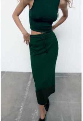 Falda midi de felpa verde con bolsillos con cordón de Zara para mujer talla S nueva 1660/820 Foto 1 de 4