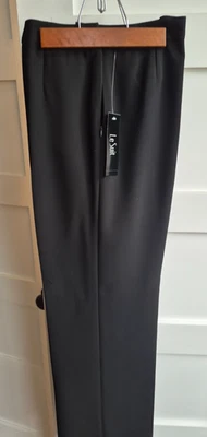 Le Suit Womens Slacks Dress Pants Size 10 Polyester Black  Zip Fly - Image 1 of 3