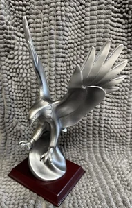 Herco Professional Gift - Bald Eagle Mounted Figurine - 12” tall - Picture 1 of 10