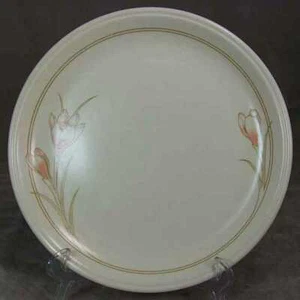 Bilton's England Stoneware 9.75" Dinner Plate Spring Bouquet - Picture 1 of 2
