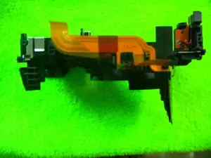 GENUINE CANON SX70 HS BODY WITH ZOOM CONTROL BOARD PART FOR REPAIR - Picture 1 of 4