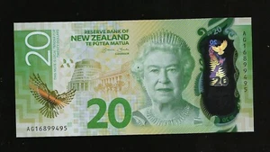 New Zealand 20 Dollars 2015-2016 Polymer P 193a Uncirculated Banknote - Picture 1 of 2