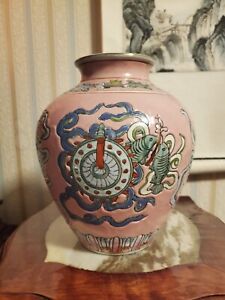 New ListingChinese Antique Porcelain Vase