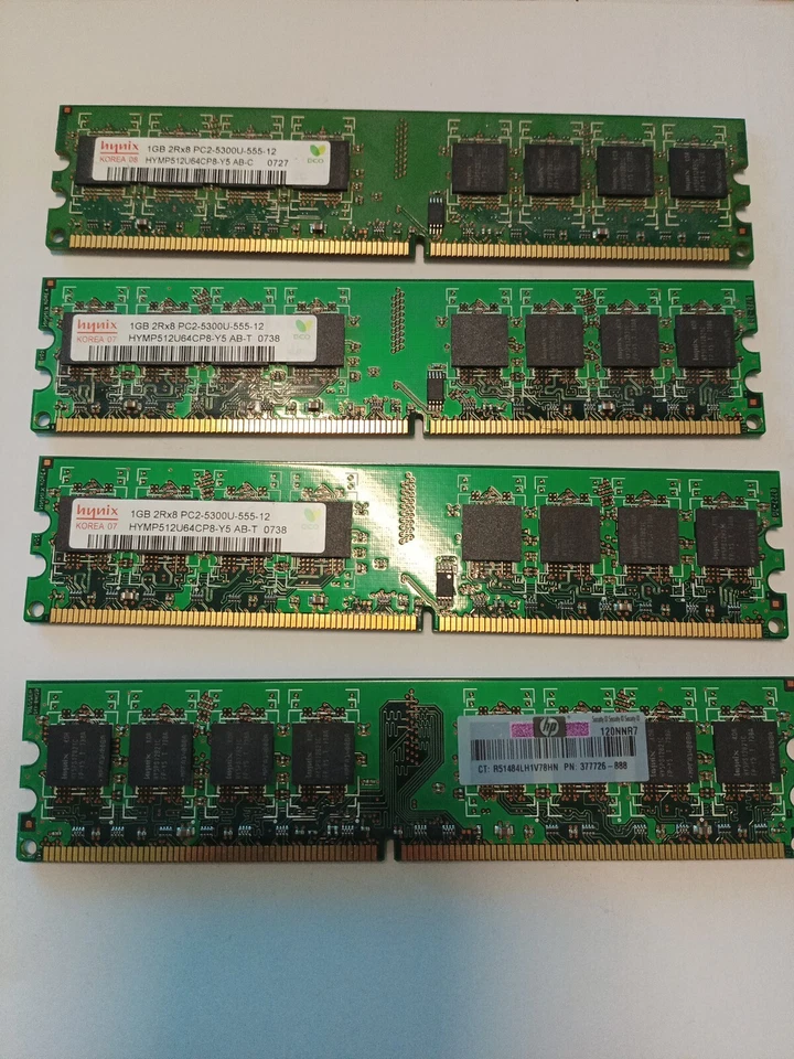 Hynix Memoria RAM DDR2 667 Pc2-5300 1Gb x 4 (HP 120NNR7) - Imagen 1 de 1